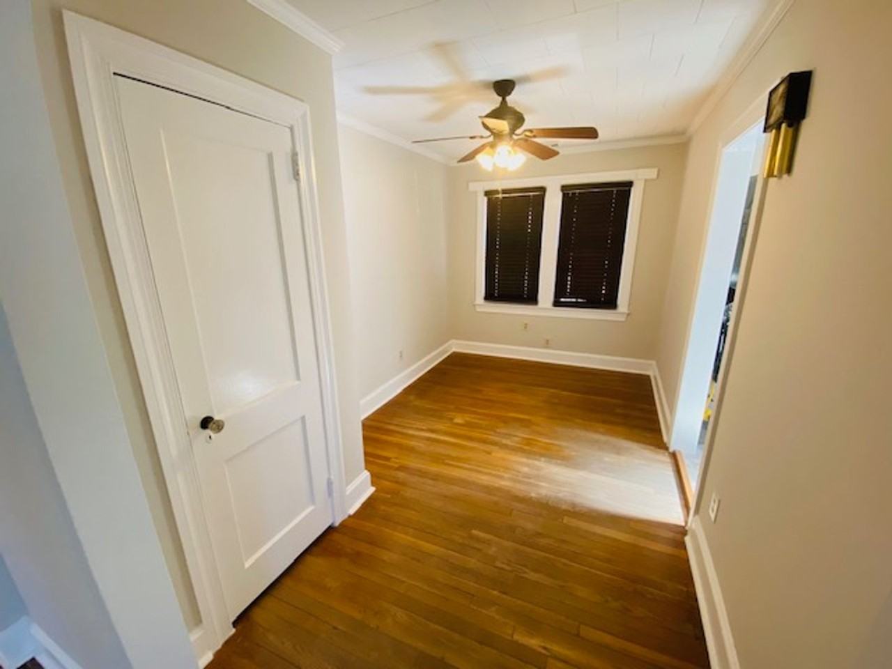 205 W London Ave - Photo 7 of 17