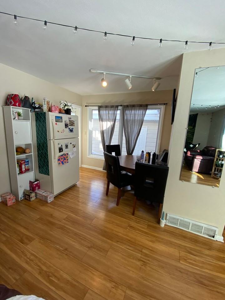 1226 Missouri Ave - Photo 3 of 30