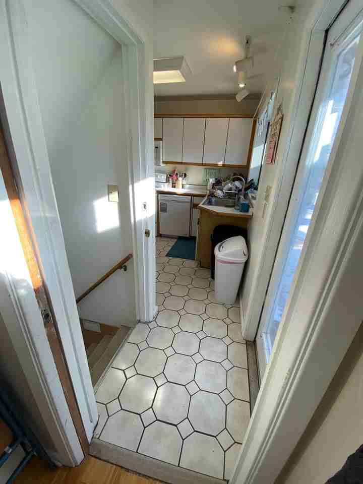 1226 Missouri Ave - Photo 4 of 30