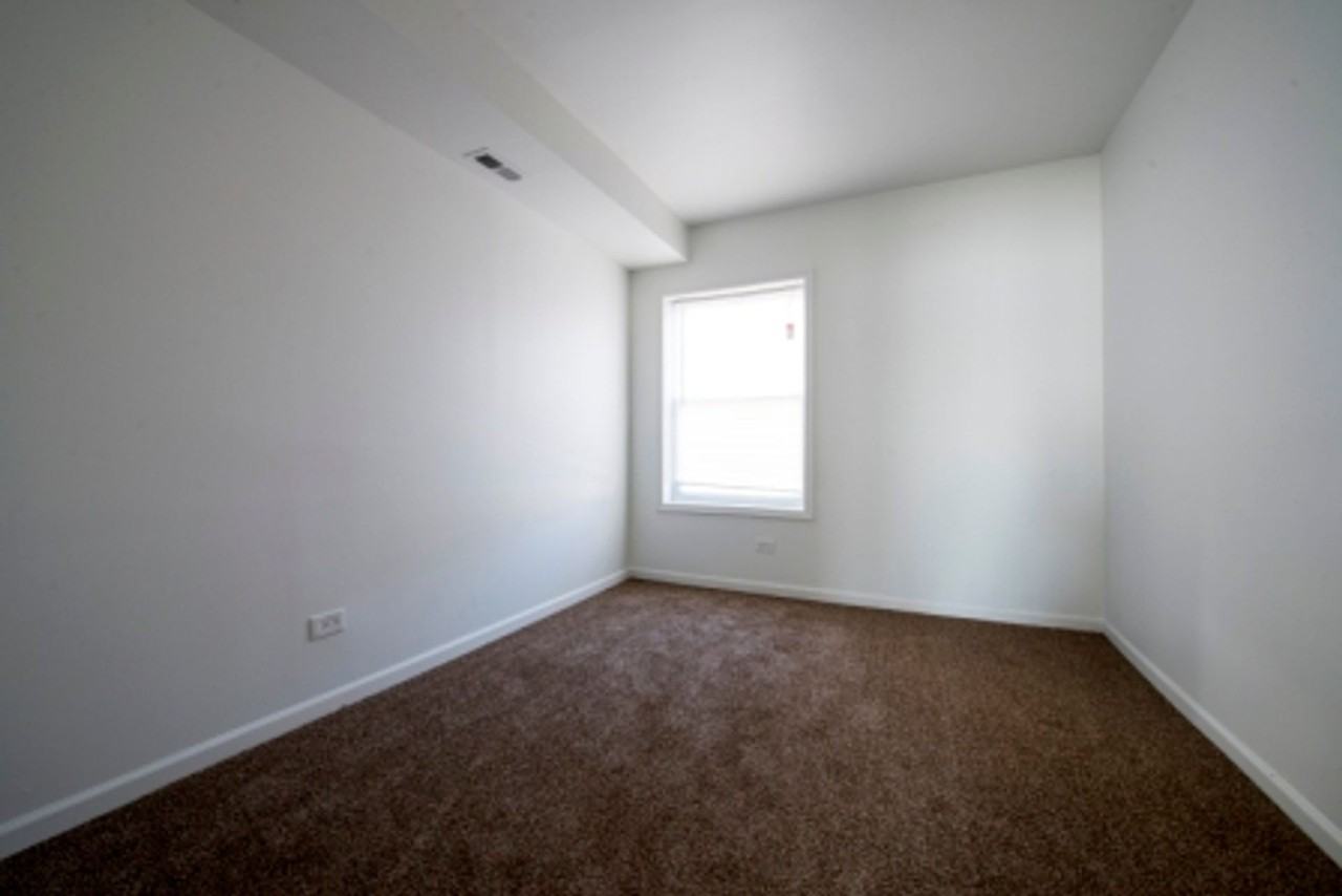 701 N Lotus Ave Chicago, IL 60644 - Photo 5 of 25