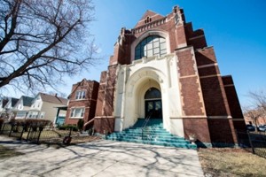 featured image of 701 N Lotus Ave
