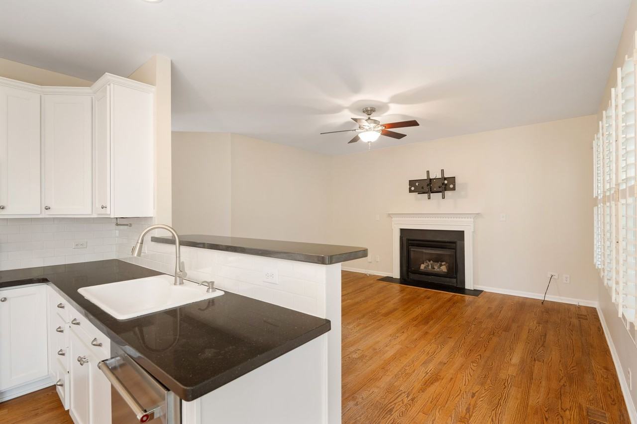 2003 Templeton Gap Dr - Photo 7 of 34