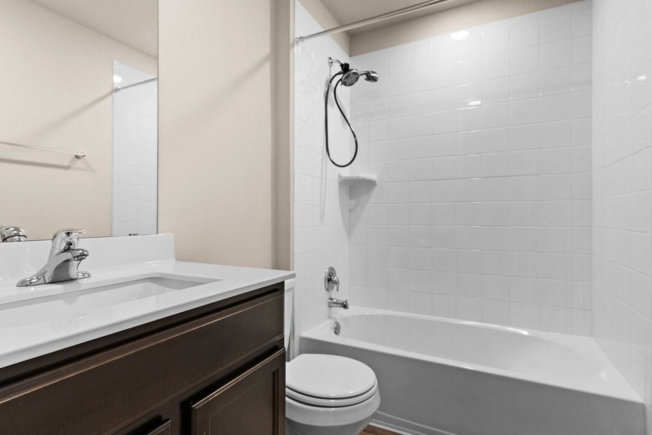 2345 Merganser Dr - Photo 3 of 17