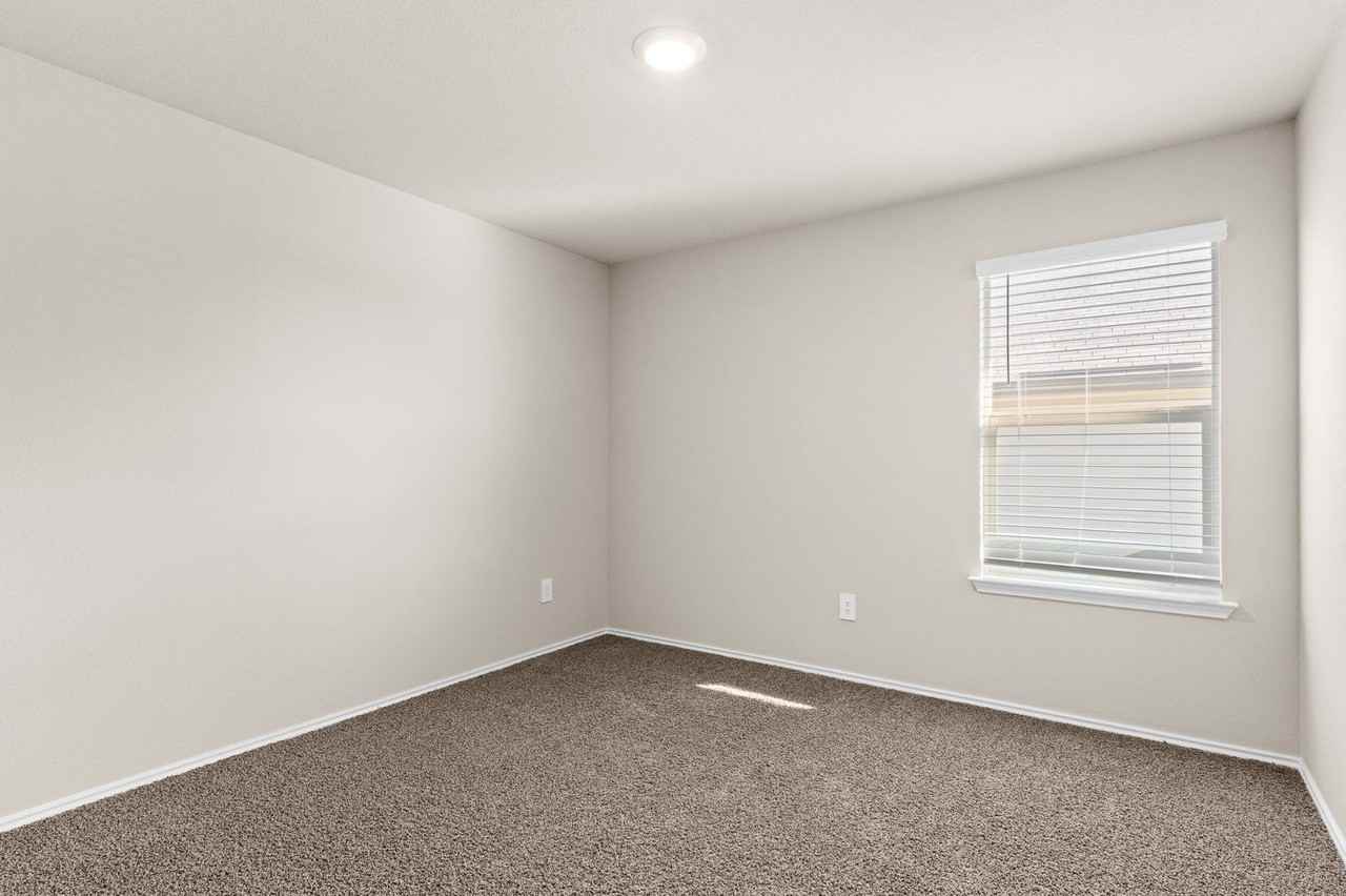 2345 Merganser Dr - Photo 4 of 17