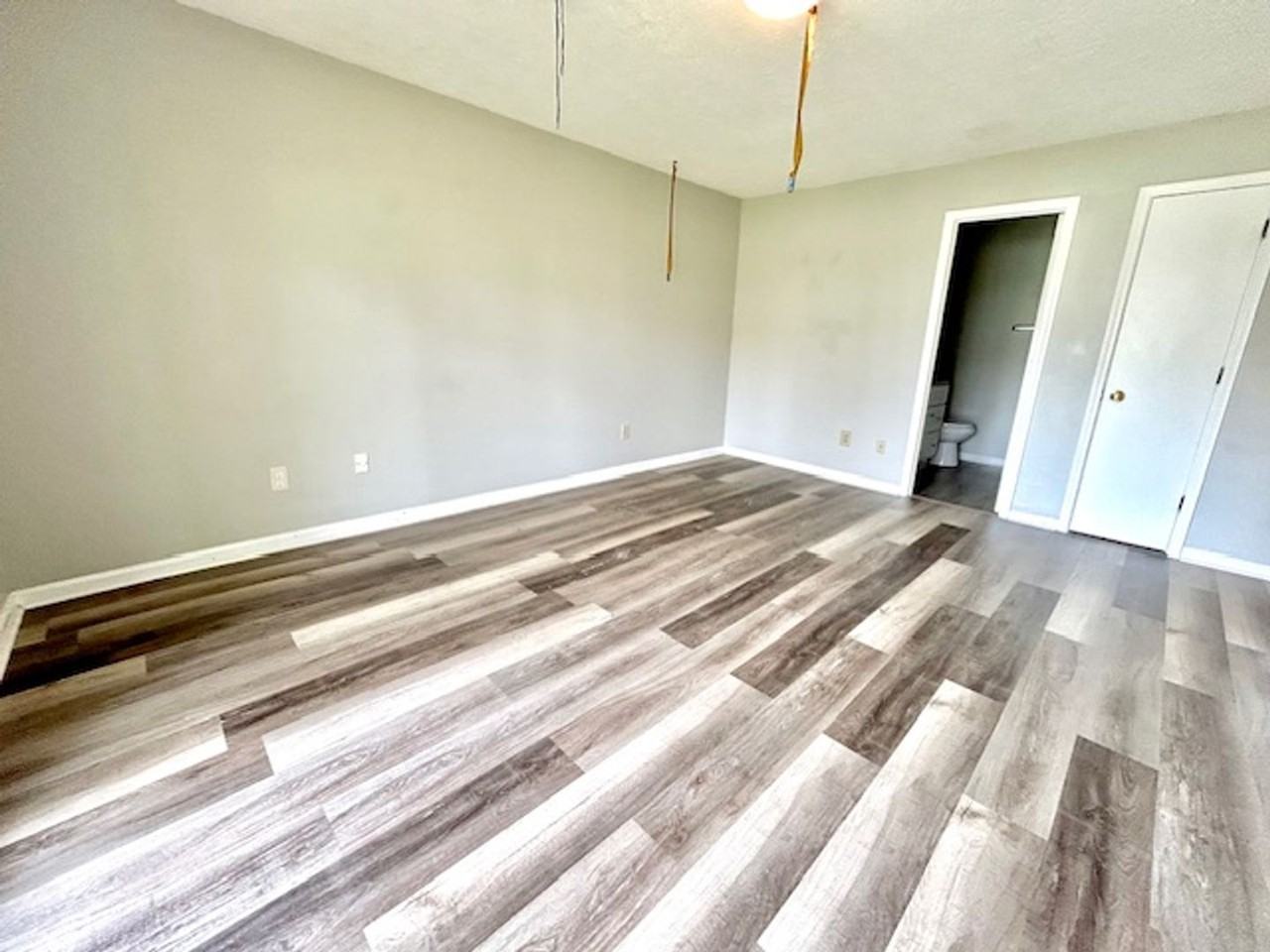9024 Mahogany Row - Photo 5 of 33