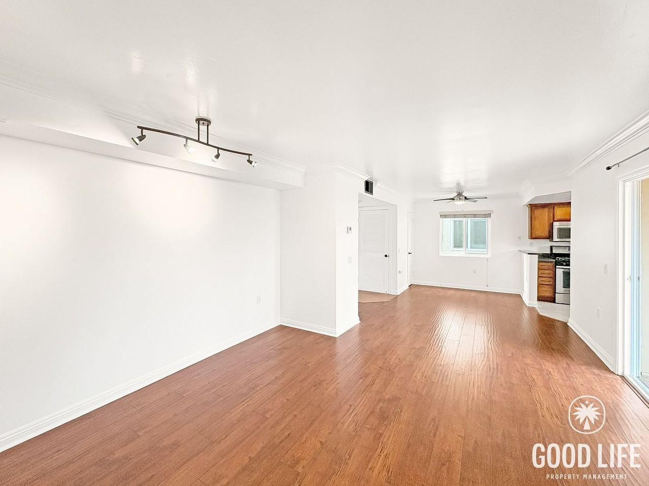 800 Sea Cliff Way #803 - Photo 6 of 16