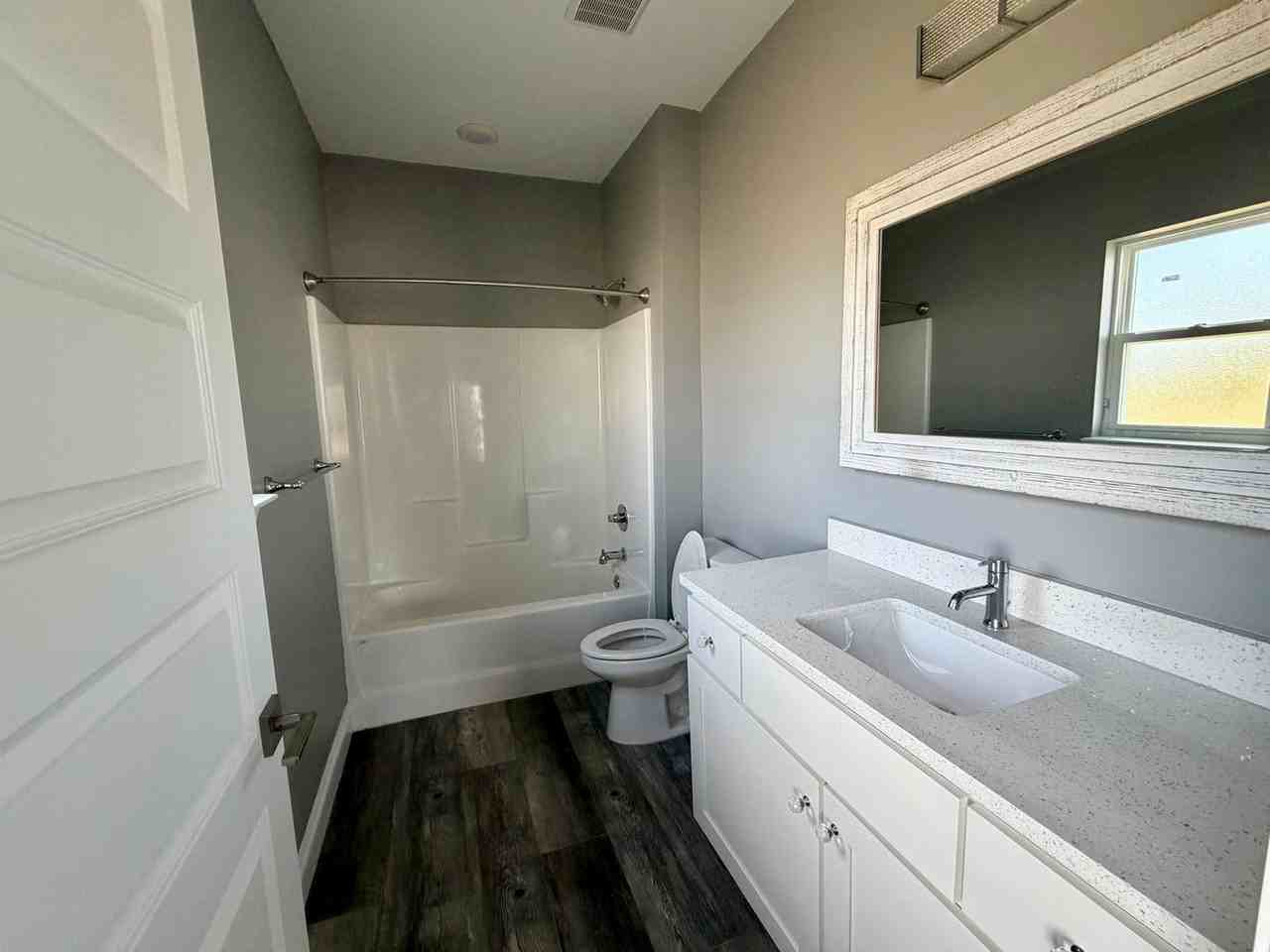 1914 Coach Scovel Way - Photo 5 of 11