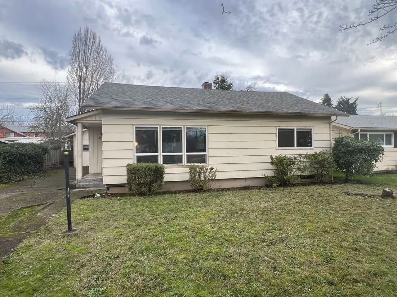 2525 Kincaid St - Photo 2 of 14