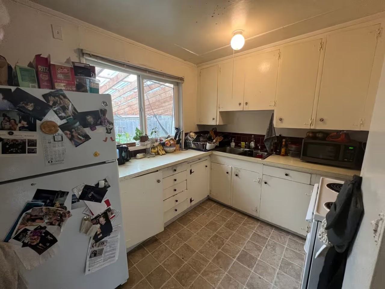 2525 Kincaid St - Photo 5 of 14