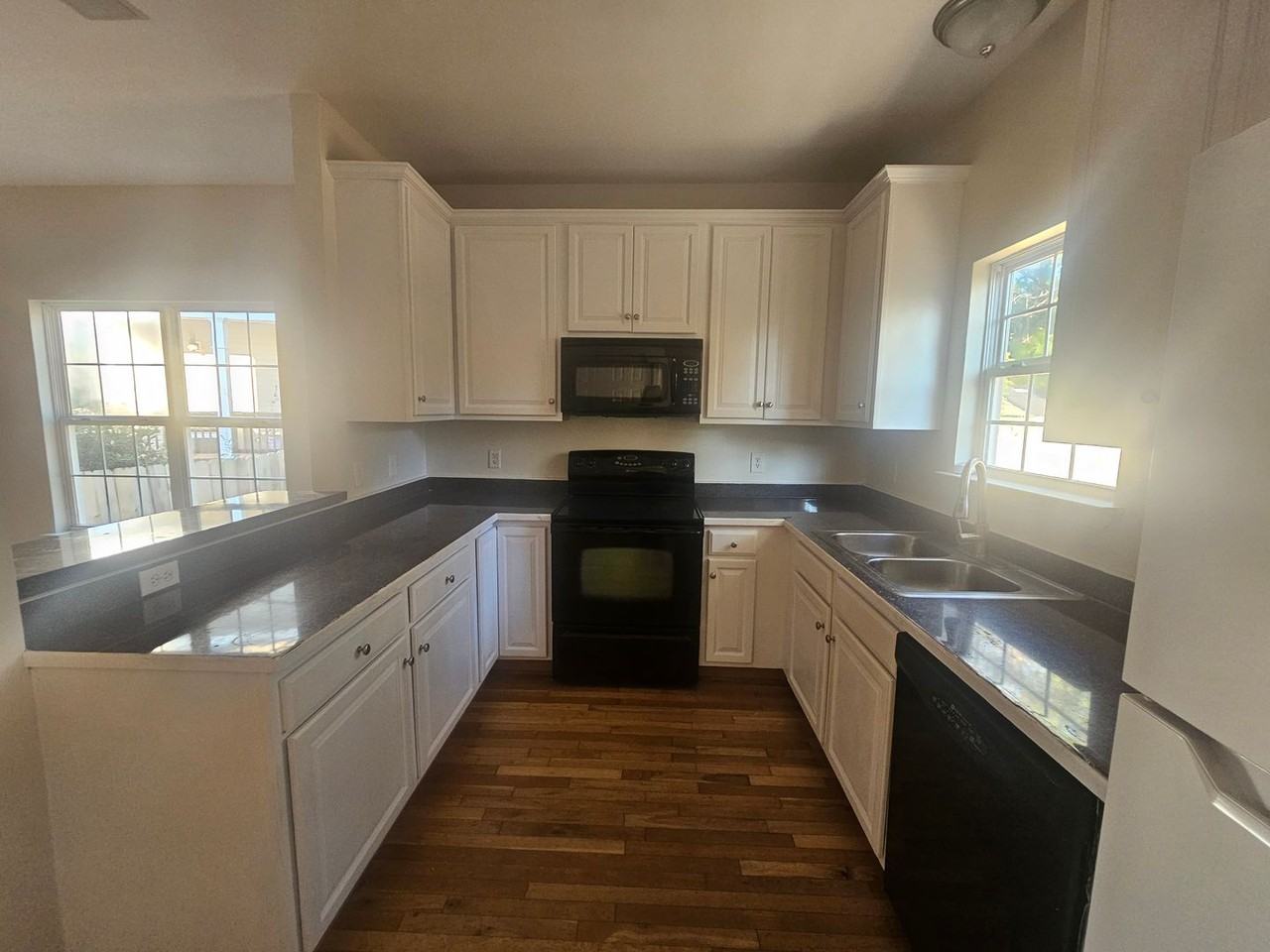 168 Canal Place Cir - Photo 6 of 25