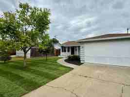 featured image of 2424 Melville Way