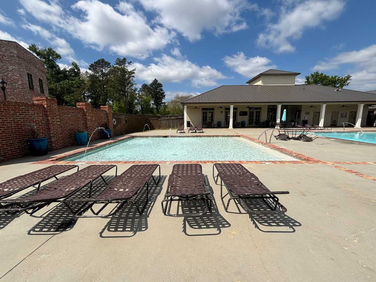 2017 Fairwoods Dr - Photo 6 of 36