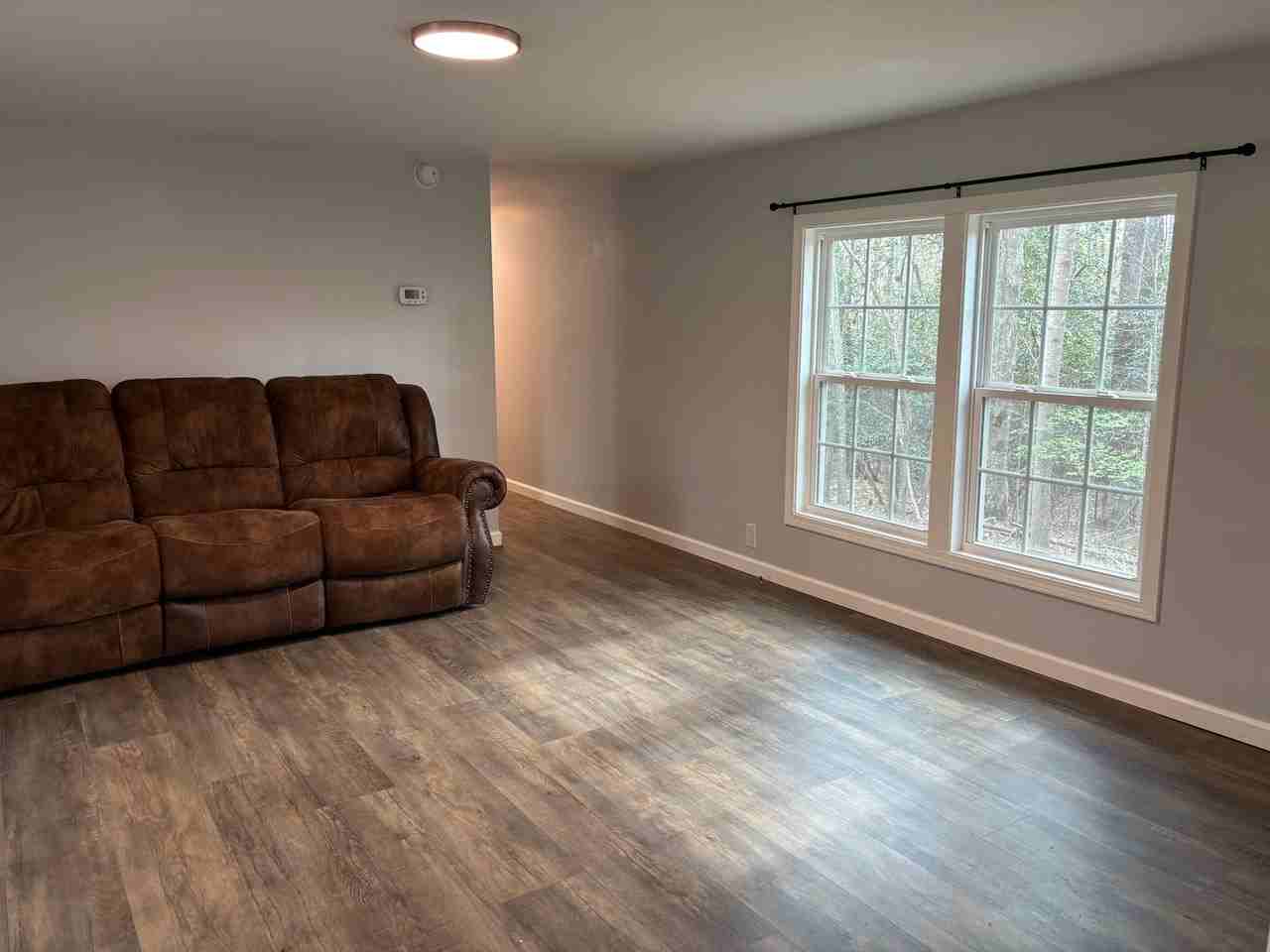 3855 Creekridge Country Rd - Photo 3 of 16