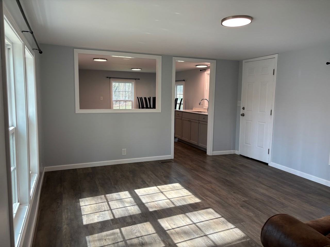 3855 Creekridge Country Rd - Photo 4 of 16