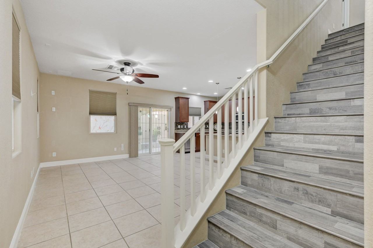 5663 Foxglove Fields St - Photo 3 of 25