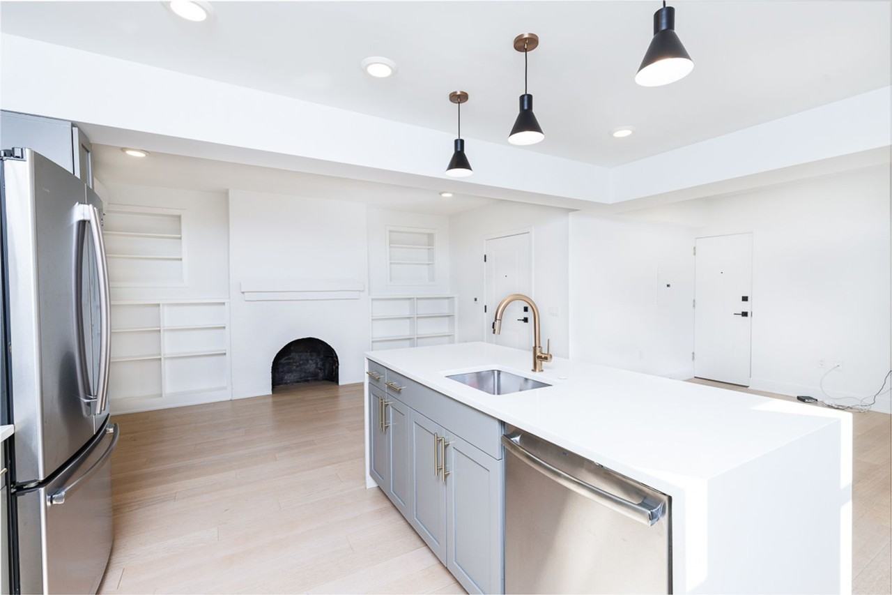 1468 Harvard St Nw #31 - Photo 5 of 20