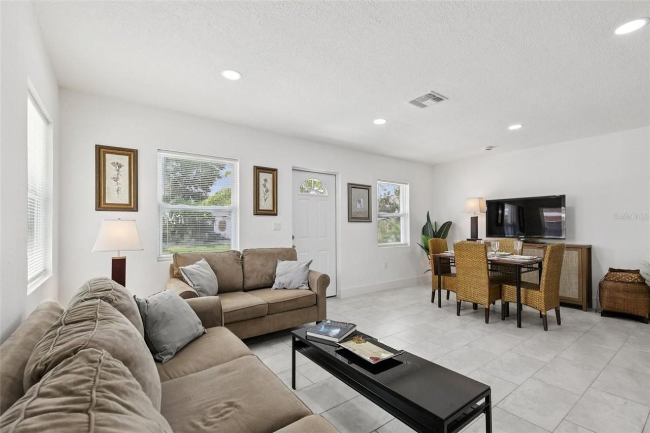 3530 Goodrich Ave - Photo 7 of 25