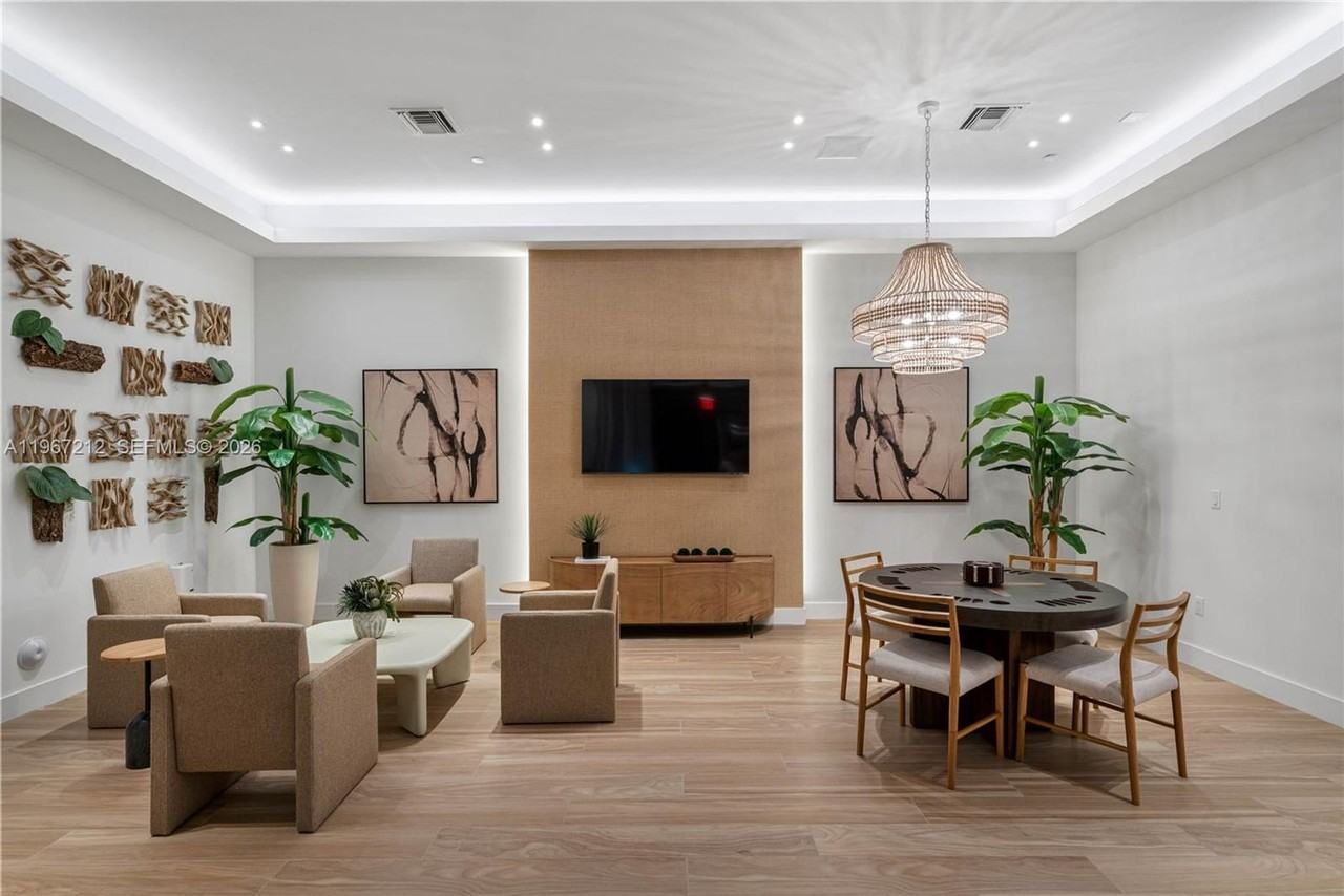 25128 Sw 113th Pl - Photo 2 of 10