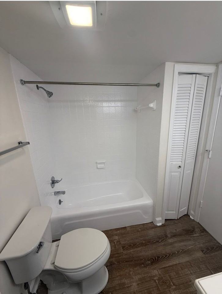 1512-B, Benjamin Parkway - Photo 5 of 10