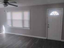 6021 N Topping Ave - Photo 1 of 1