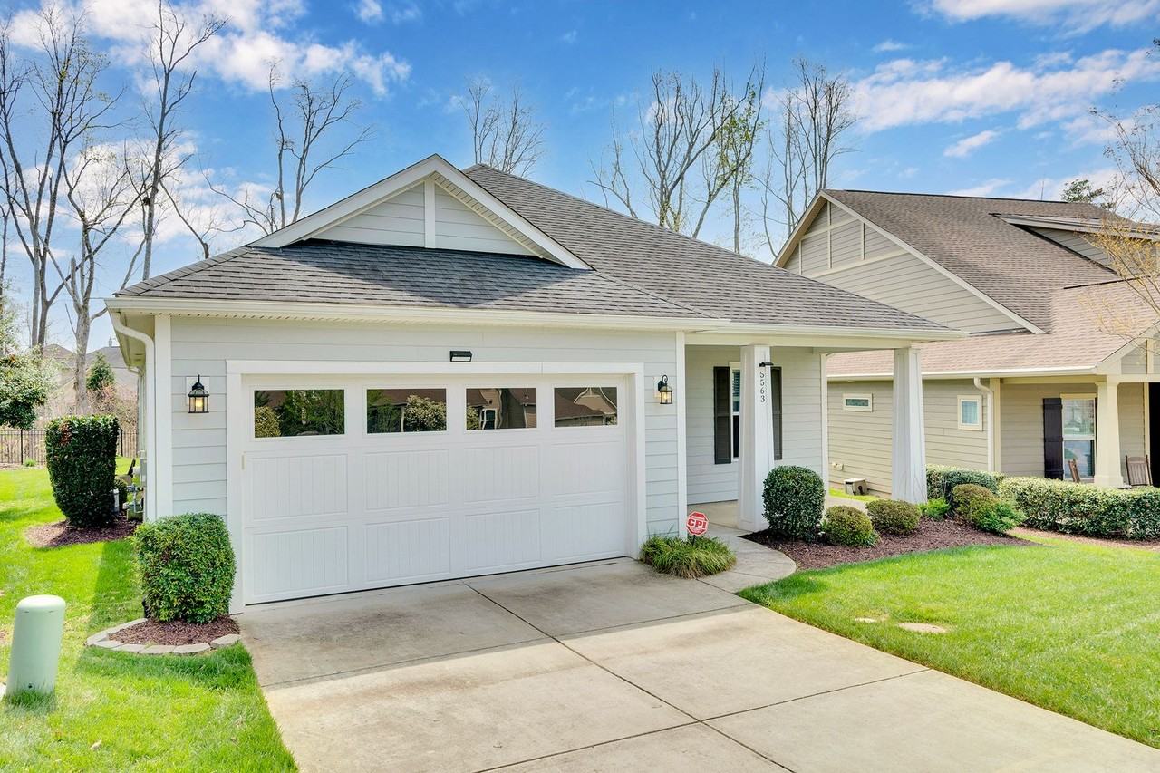 5563 Elk Knob Ct - Photo 3 of 40