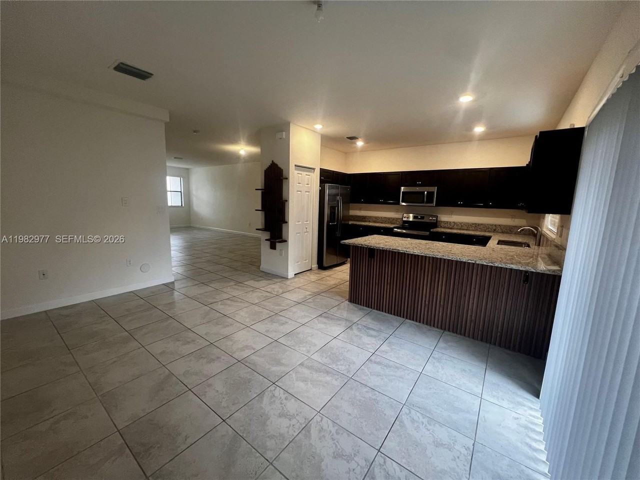 11989 Sw 150th Pl - Photo 5 of 24