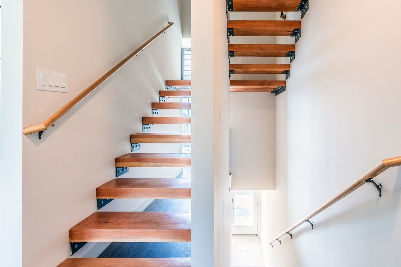 Skyridge Townhouses – Modern 3 - Photo 4 of 50