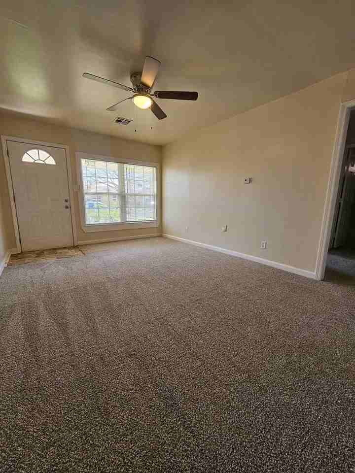 1324 Regent St - Photo 2 of 13