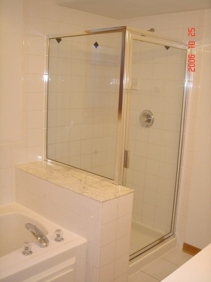 4043 N Sheridan Rd - Photo 5 of 12