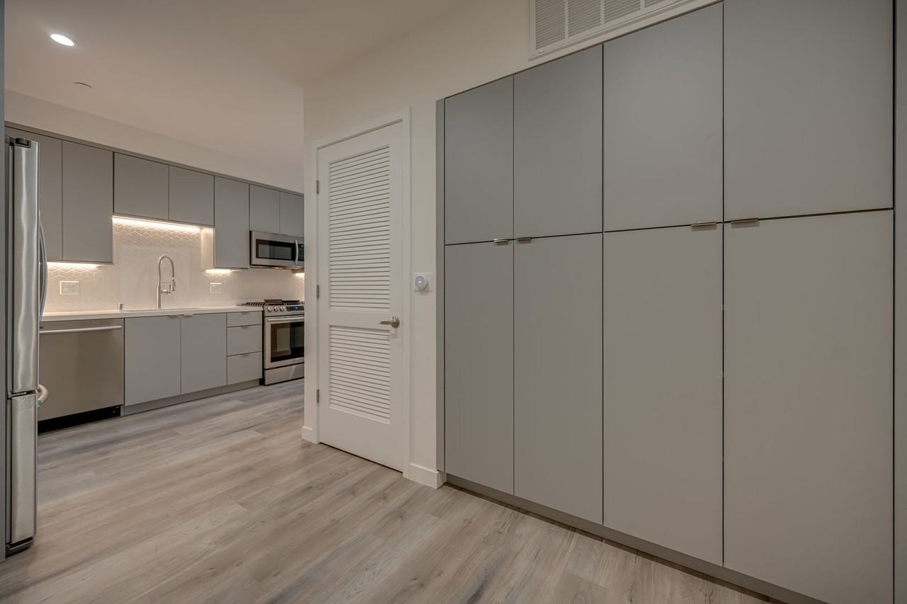 5122 Maplewood - Photo 5 of 9