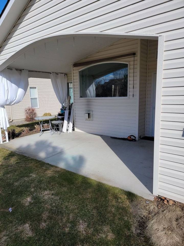 6219 N Lafayette Ln - Photo 2 of 3