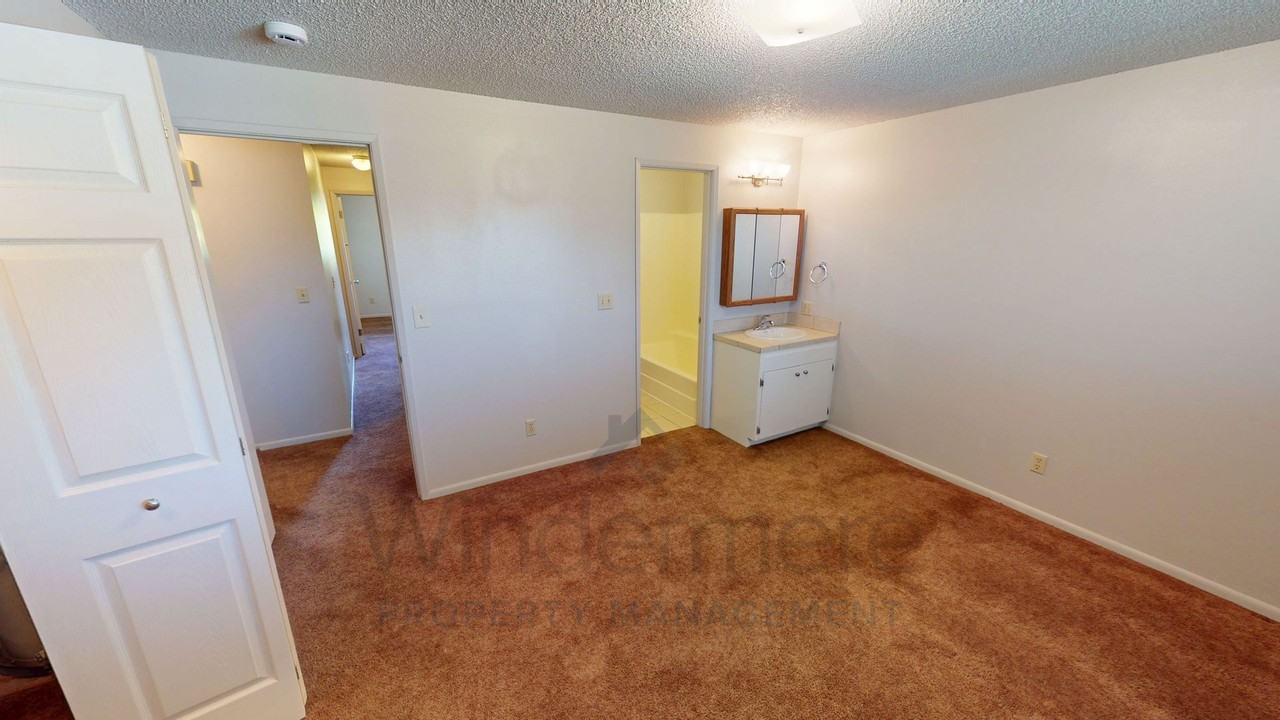 333 Grove St #23 - Photo 7 of 15