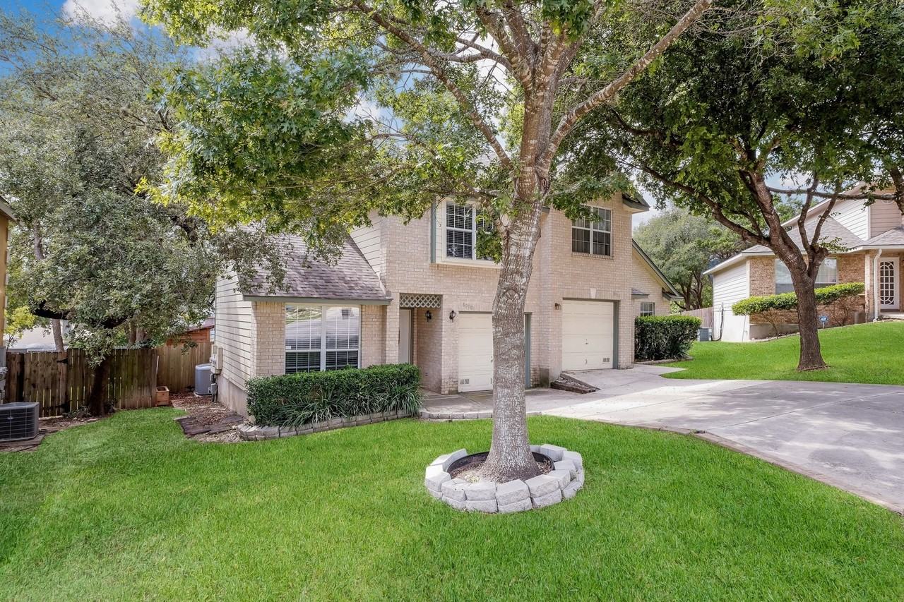 8010 Santa Catalina - Photo 2 of 28