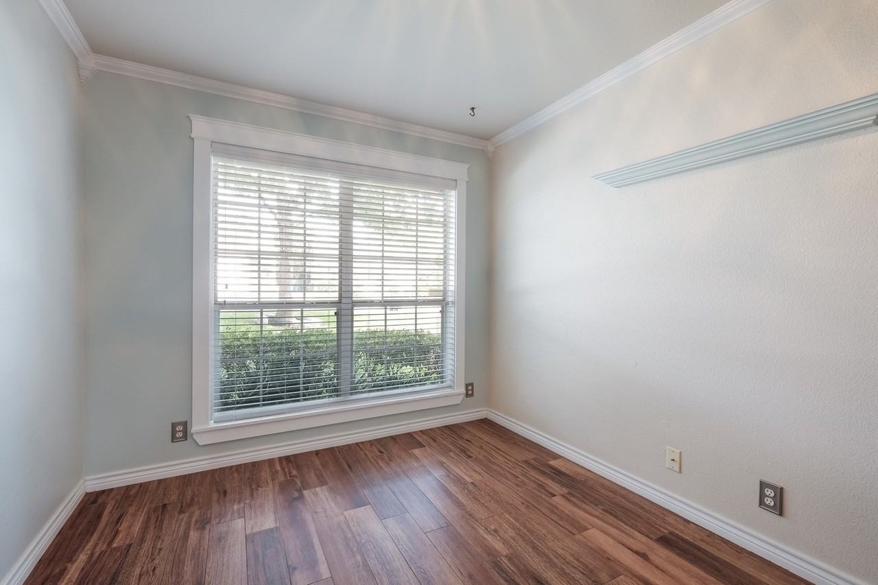 8010 Santa Catalina - Photo 7 of 28