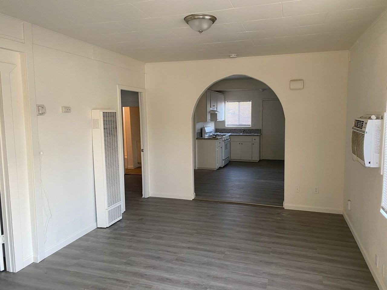 207 E Sequoia Ave - Photo 2 of 7