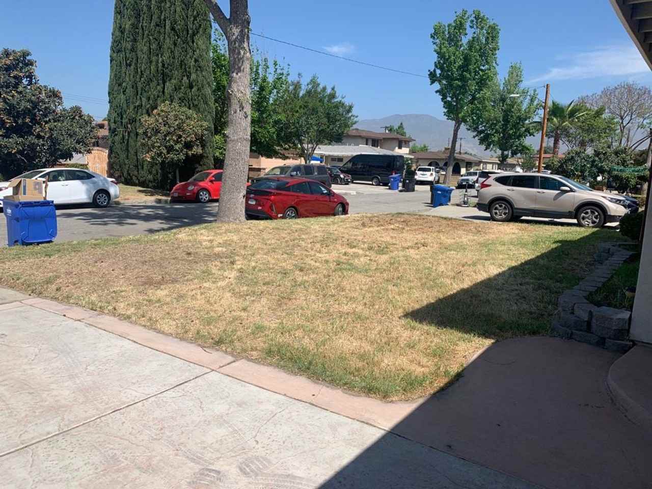 4622 N Fircroft Ave - Photo 7 of 36