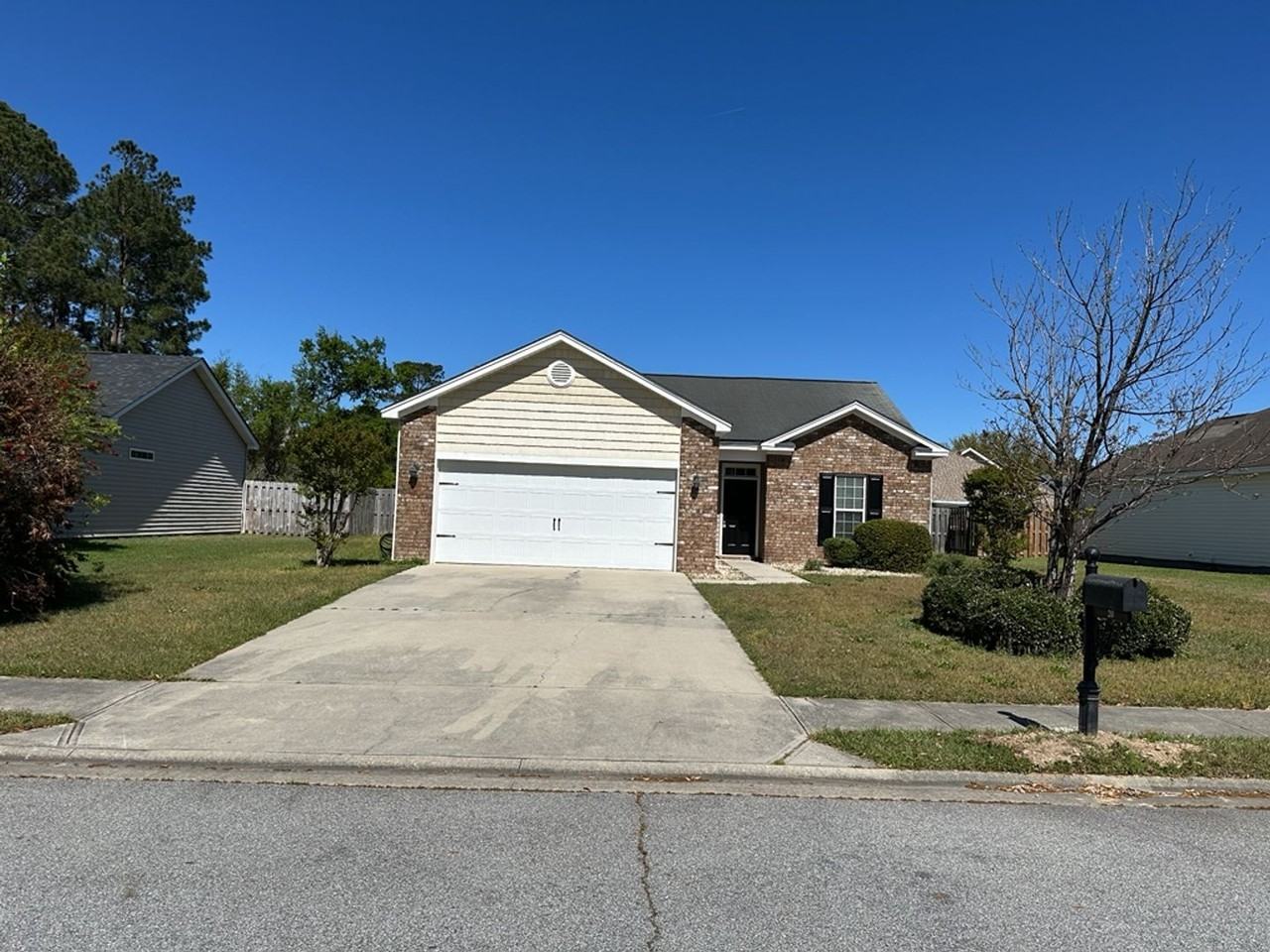 20 Wesleyan Dr - Photo 2 of 36