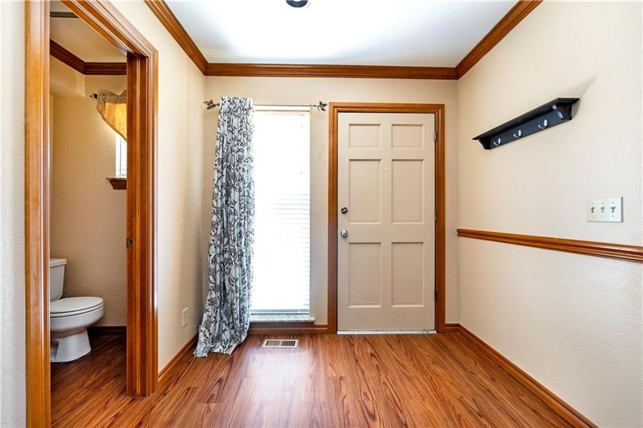 311 Willow Branch Rd - Photo 3 of 19