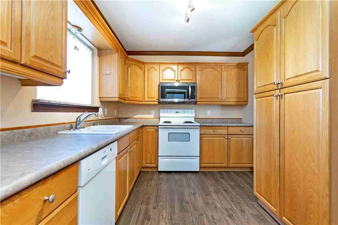 311 Willow Branch Rd - Photo 5 of 19