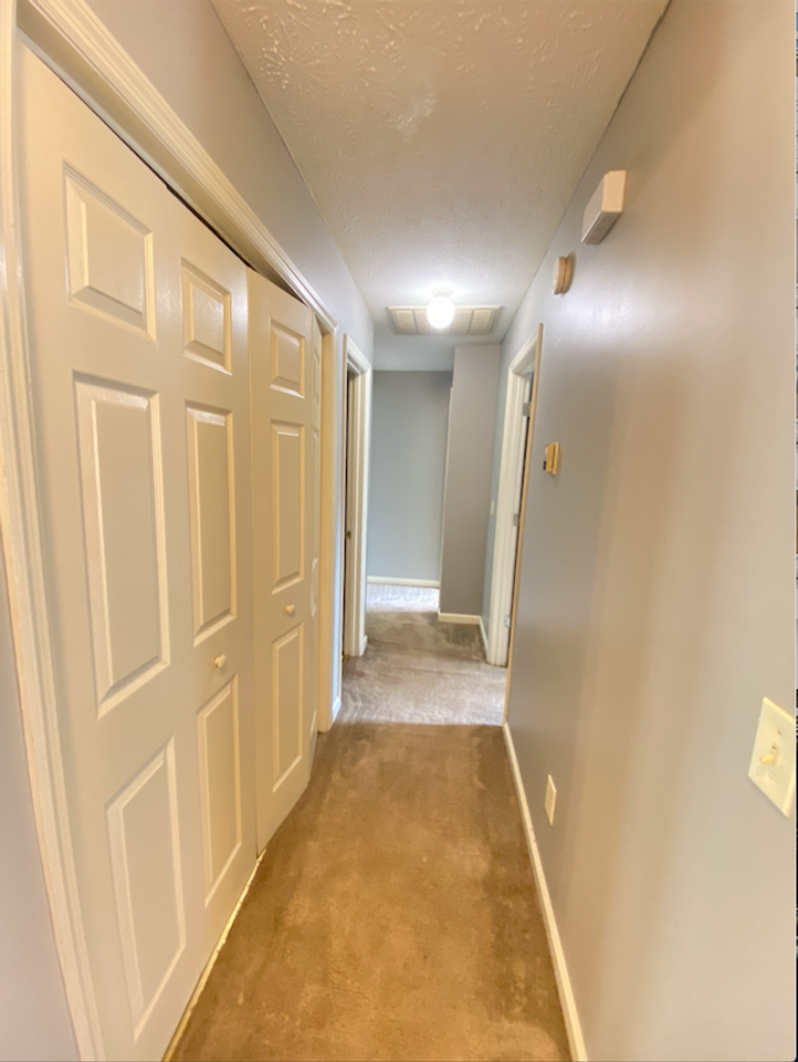 1136 Northlake Dr - Photo 7 of 15