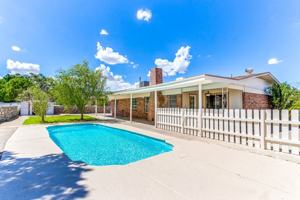 featured image of 5016 Cockrell Ln