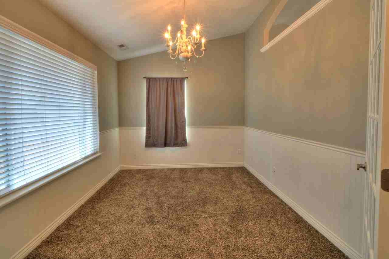 378 S 410 W - Photo 7 of 29