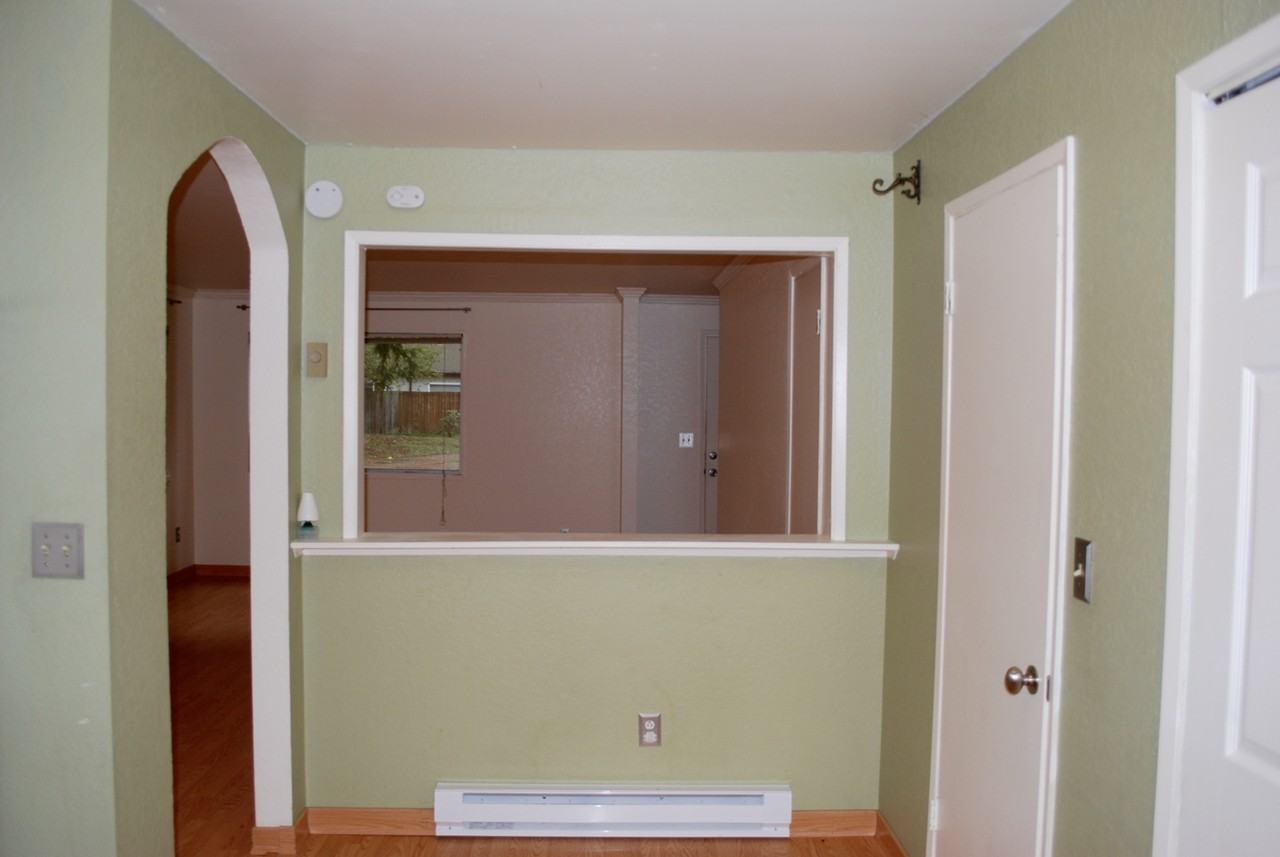 20107 14th Ave Ne - Photo 3 of 12