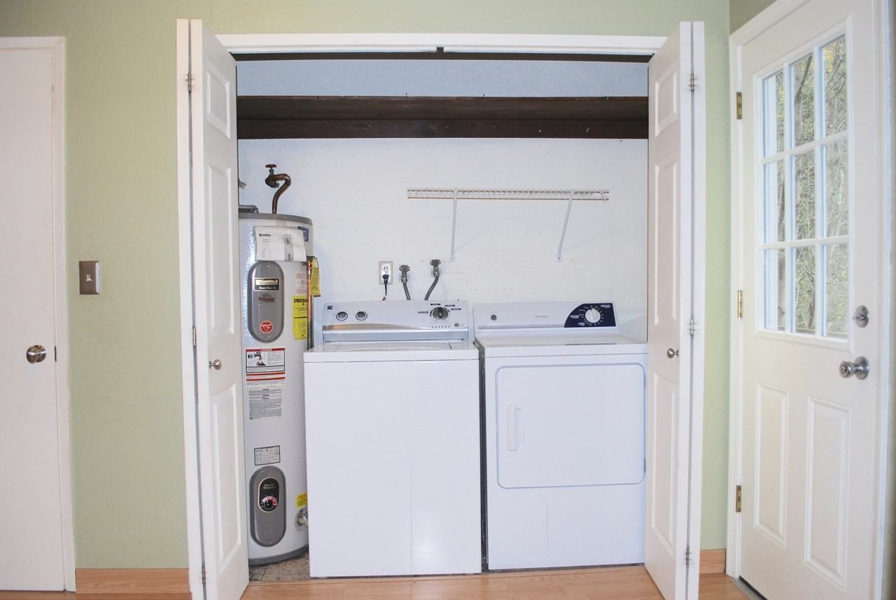 20107 14th Ave Ne - Photo 4 of 12