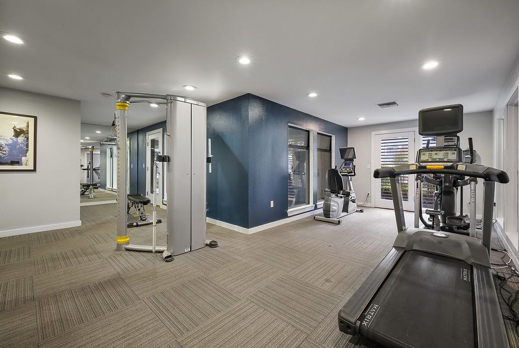 Ascent - Photo 2 of 28