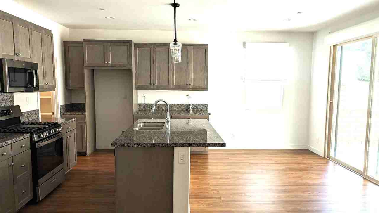 7449 Channel View St - Photo 2 of 29