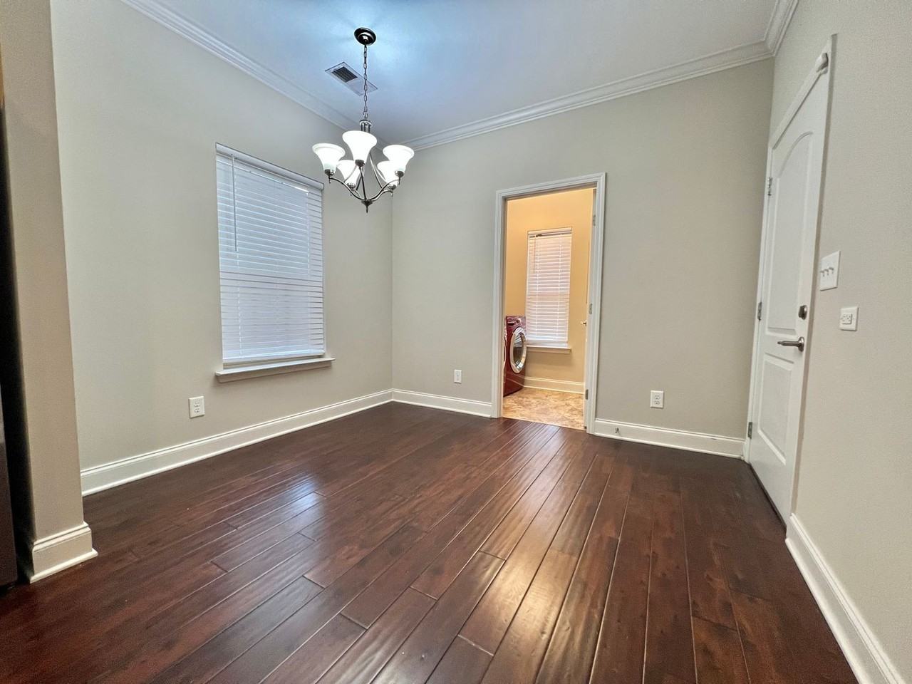 1606 Shadow Green Dr - Photo 7 of 26