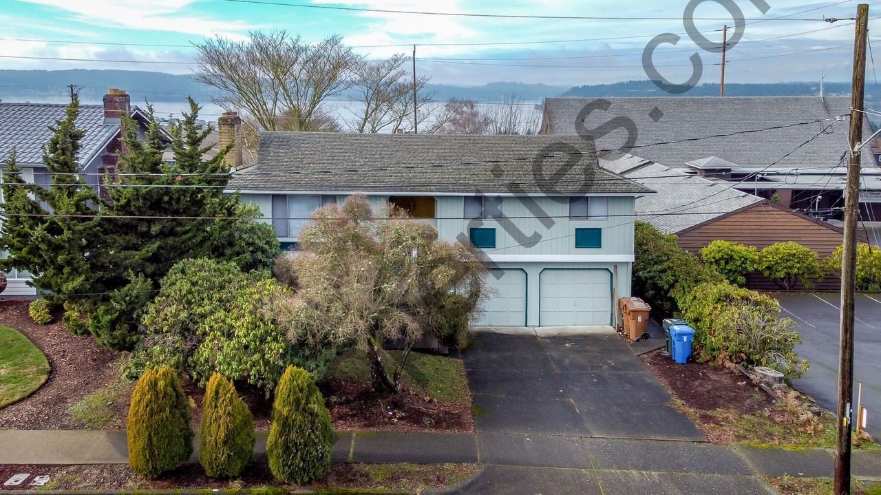 1214 S Geiger St - Photo 2 of 50