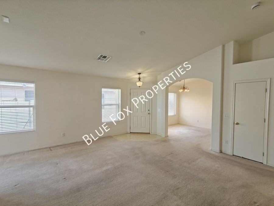 7862 W Sacramento Hill Dr - Photo 3 of 31