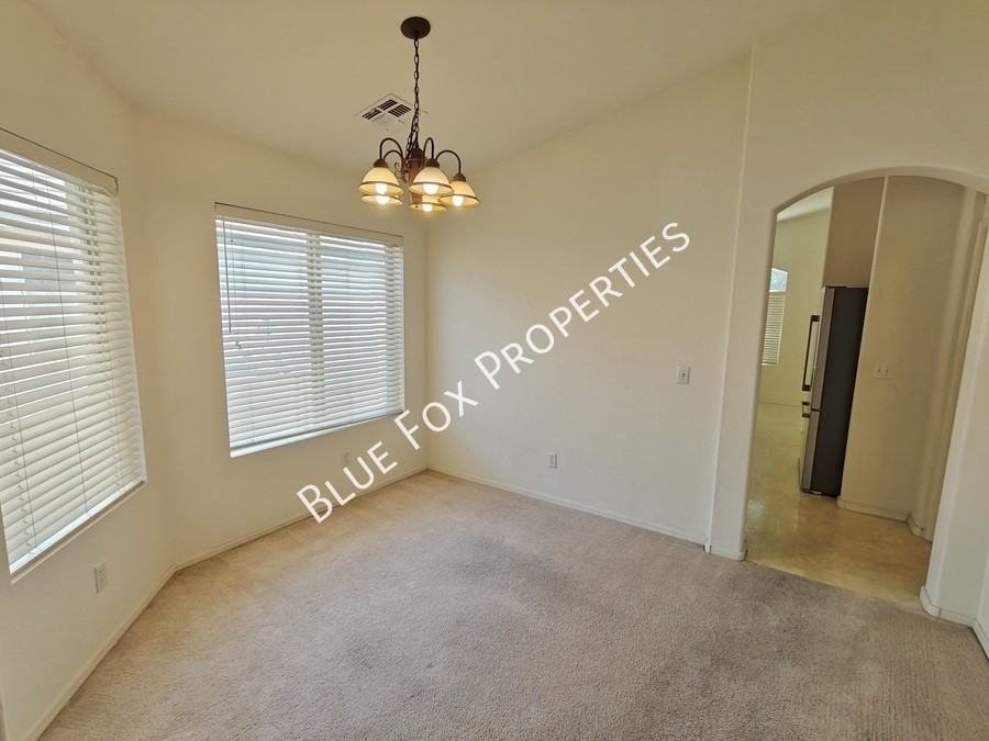 7862 W Sacramento Hill Dr - Photo 7 of 31